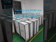 壁に装着されたバッテリーパック